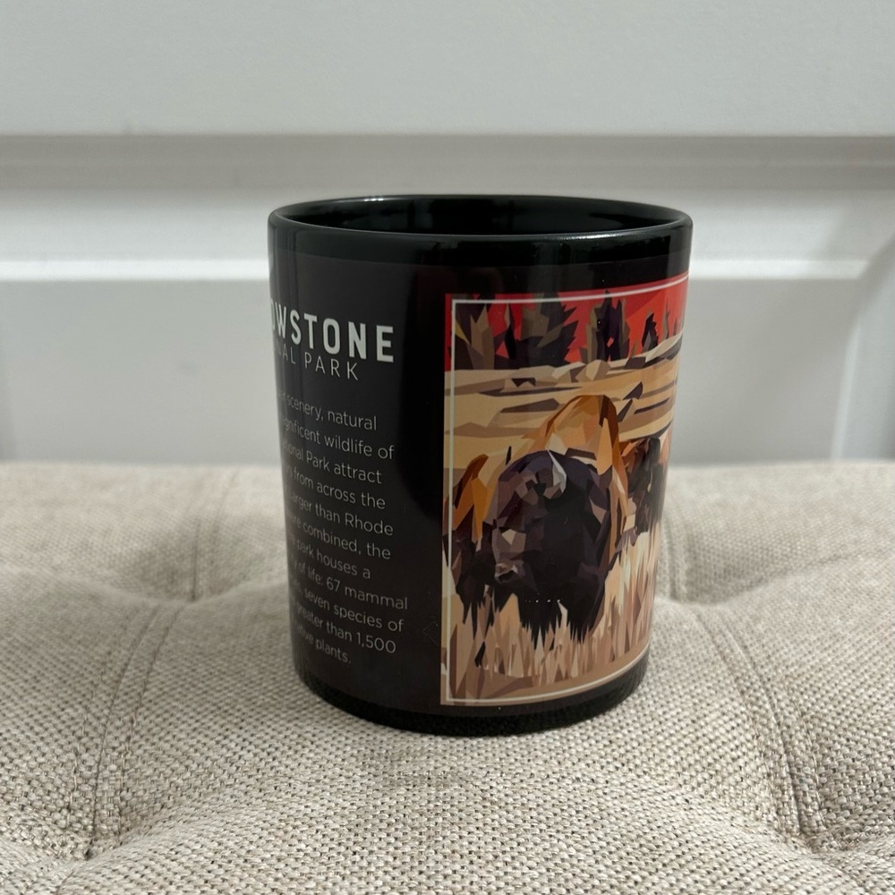 Yellowstone National Park Black Coffee Mug Bison Graphic Like New